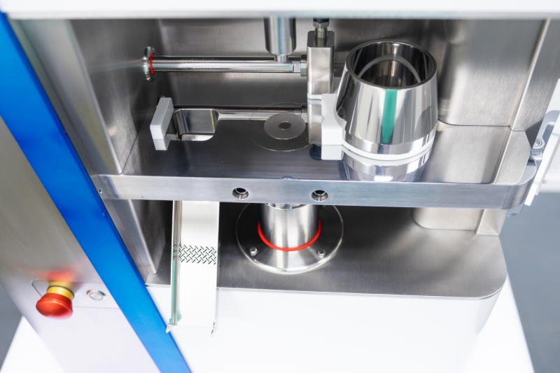 MEDELPHARM - Tablet Presses for Powder Compaction Analysis