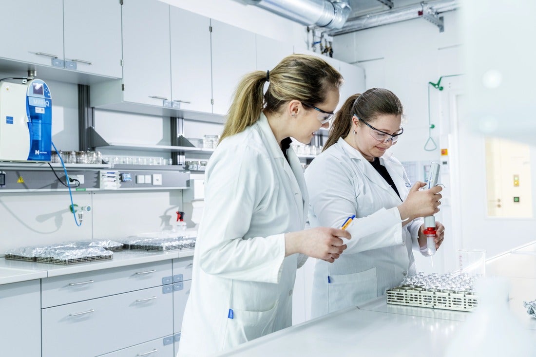 Analytical Testing Services for Drug Containment and Delivery Solutions by SCHOTT Pharma-prodcut-feature-image