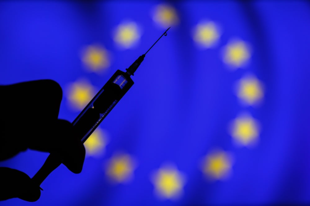 EU pledges €225m to develop next generation of flu vaccines